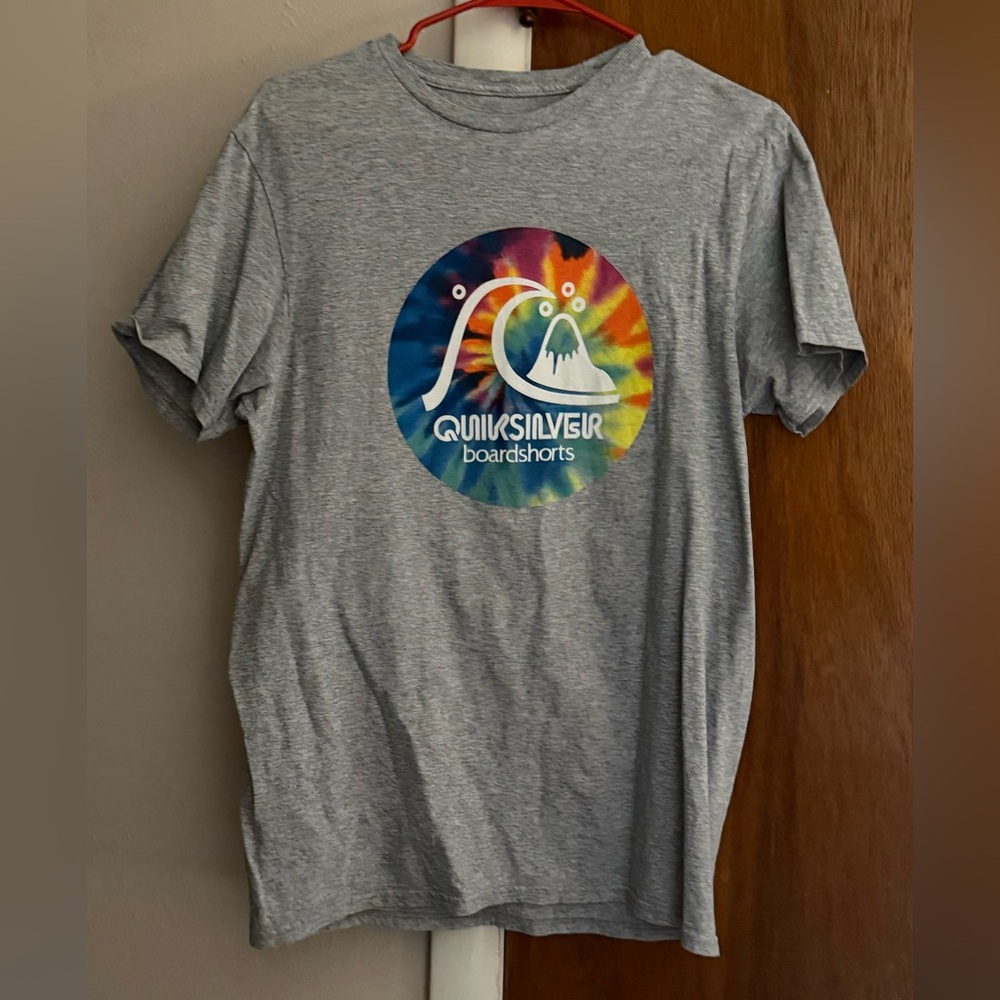 Quiksilver Heather Gray Tee with Colorful Logo